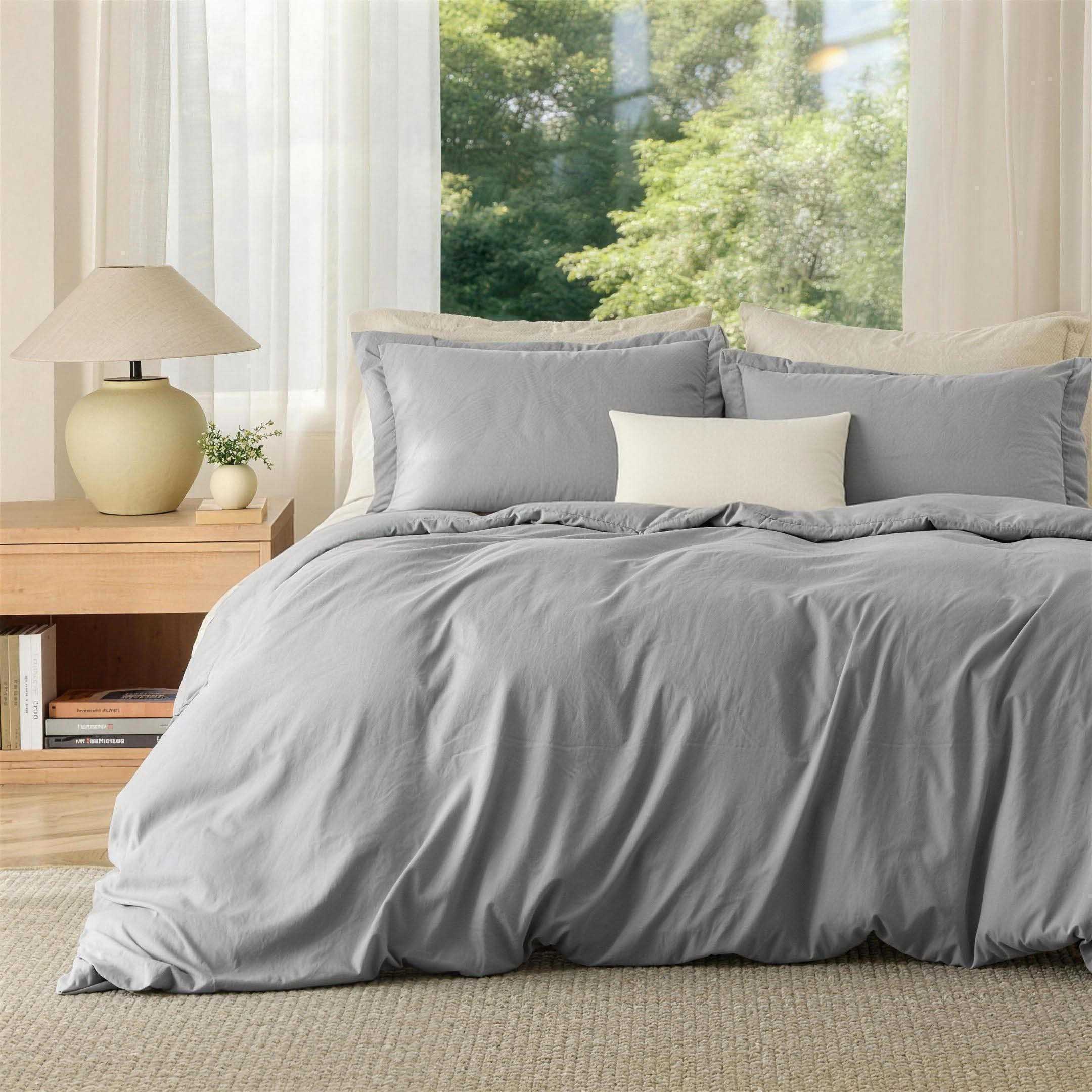 Queen Size Double Brushed Duvet Cover Set, 3 Pieces Soft Breathable Solid Bedding Set with Zipper Closure, No Comforter