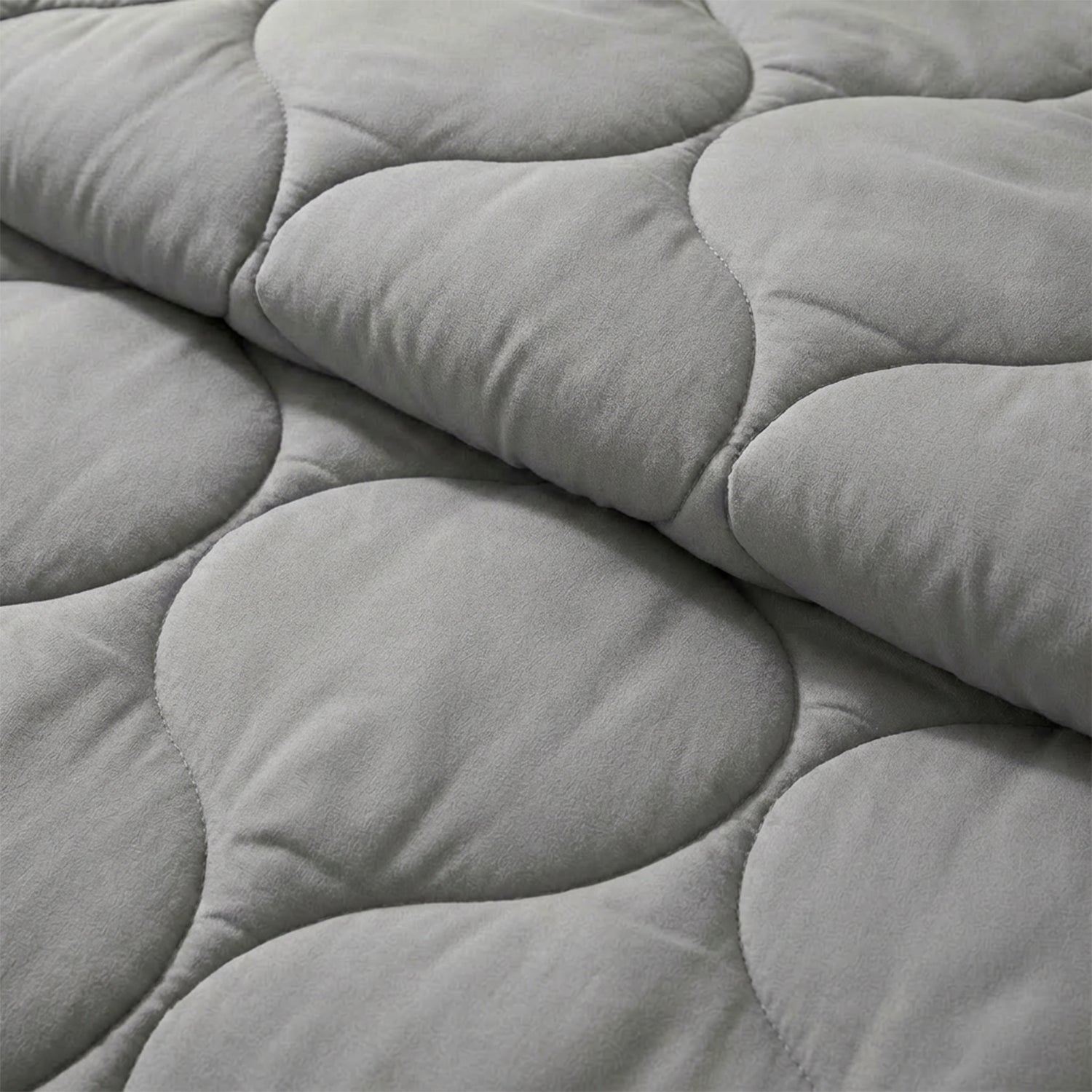 Cooling Lyocell Eucalyptus Comforter, All Season & Winter Weight Hypoallergenic Duvet Insert with Recycled Fill for Hot Sleepers, Multi Size Available